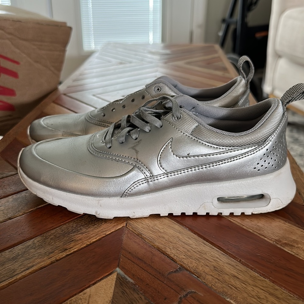 Women’s Silver AirMax